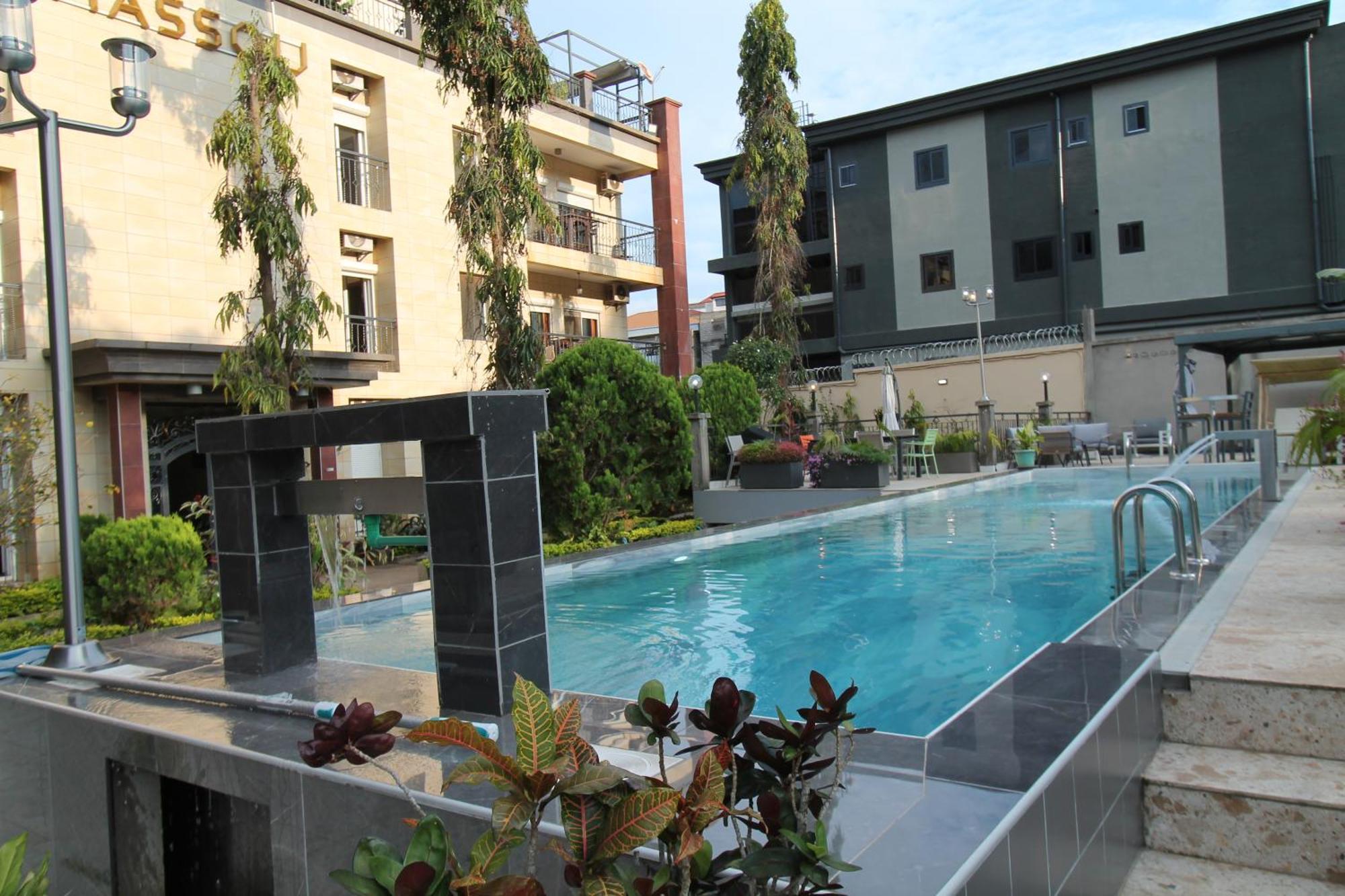 Residence Massou Yaoundé Exteriör bild